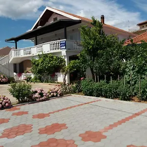 Ana , Bibinje Chorwacja